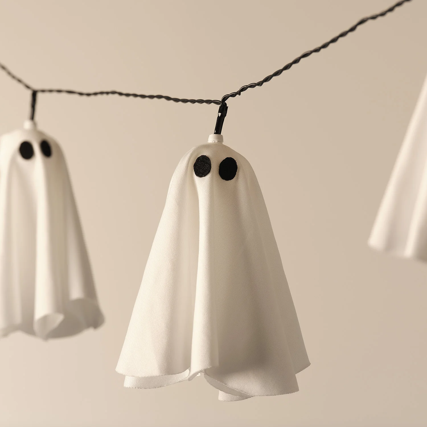 10 Ghost LED Outdoor Halloween String Lights - Image 4