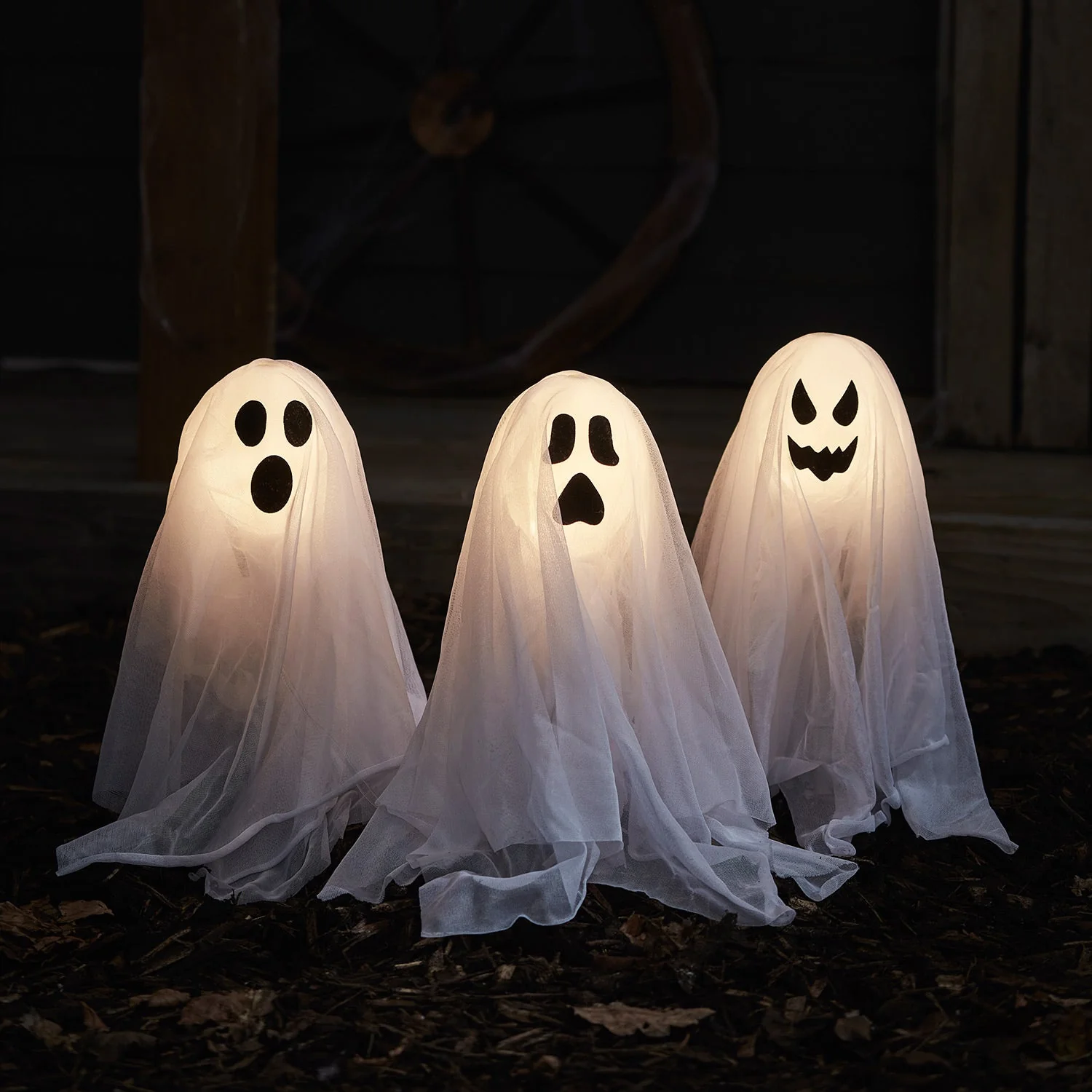 3 Ghost Garden Stake Lights - Image 9