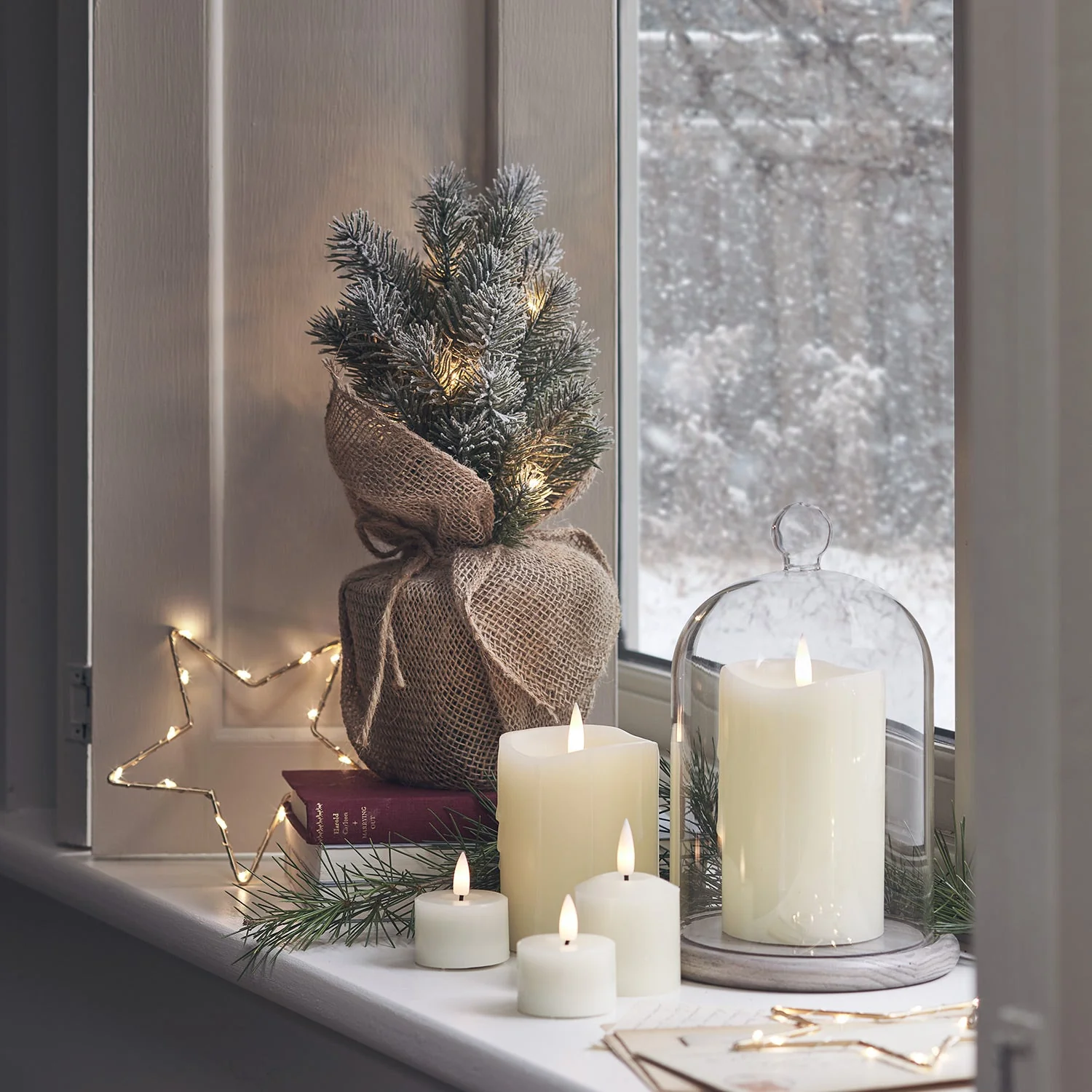 30cm Pre Lit Frosted Mini Christmas Tree - Image 4