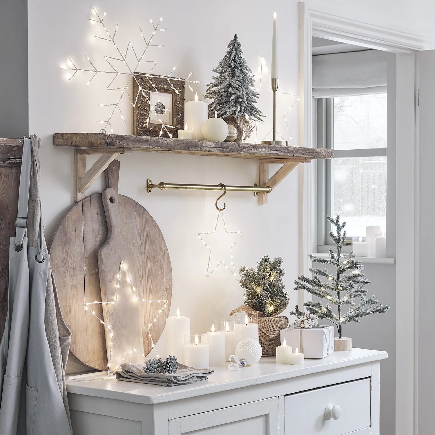 30cm Pre Lit Frosted Mini Christmas Tree - Image 5