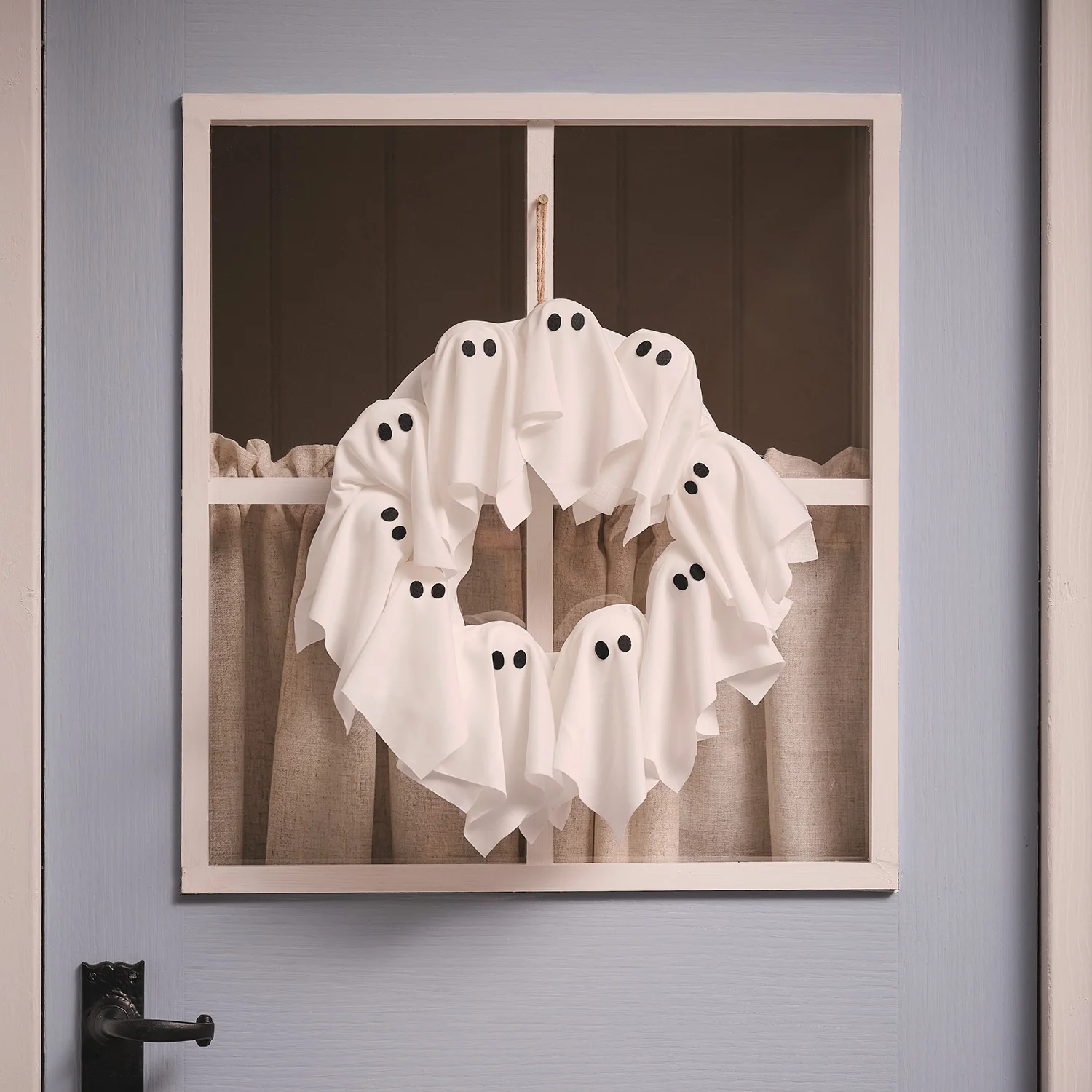 32cm LED Ghost Outdoor Halloween Wreath - Image 4