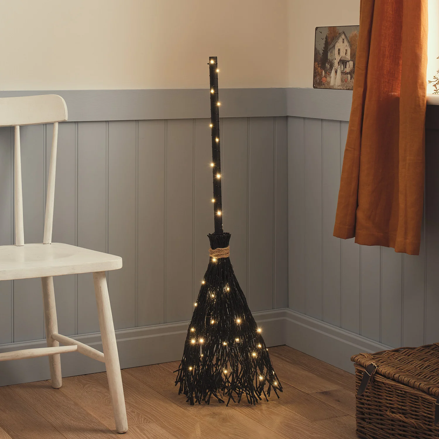 Black Witches Broom Outdoor LED Halloween Decoration - Image 5