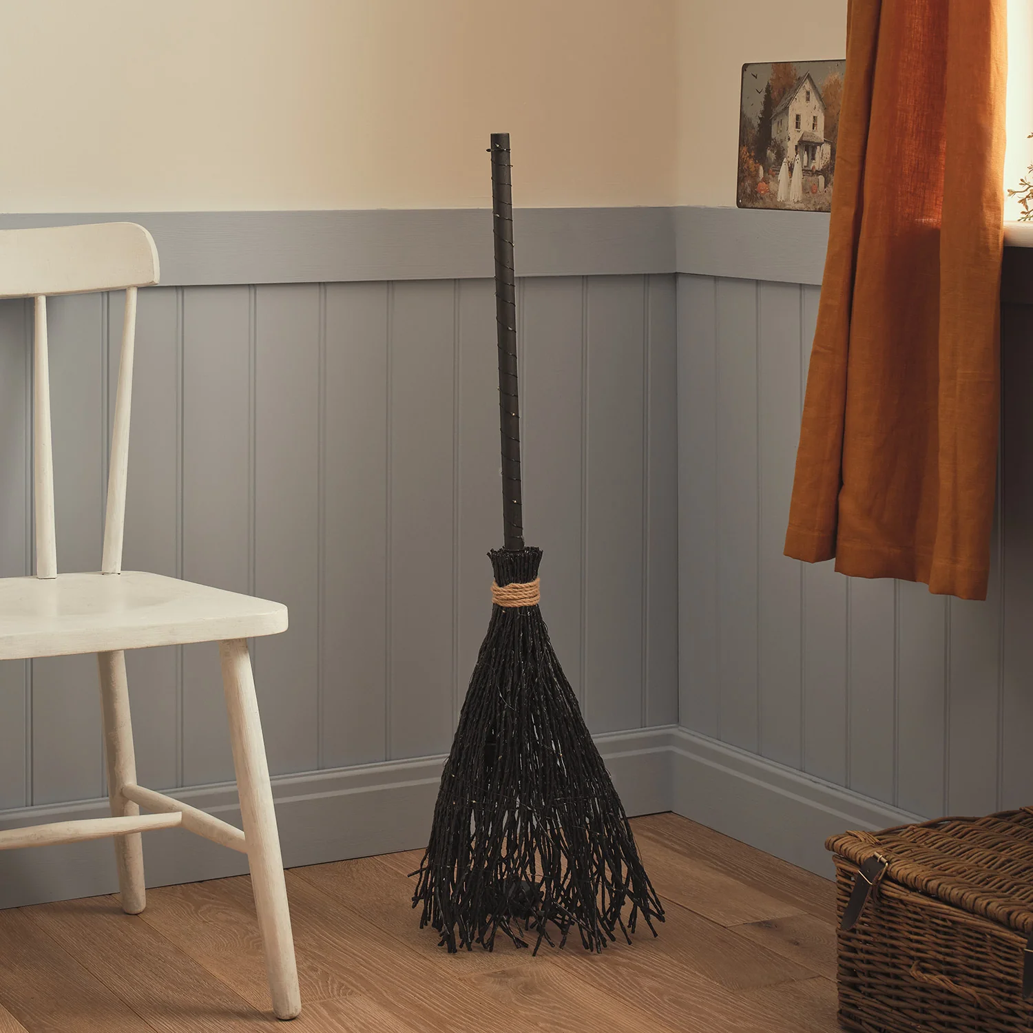 Black Witches Broom Outdoor LED Halloween Decoration - Image 6