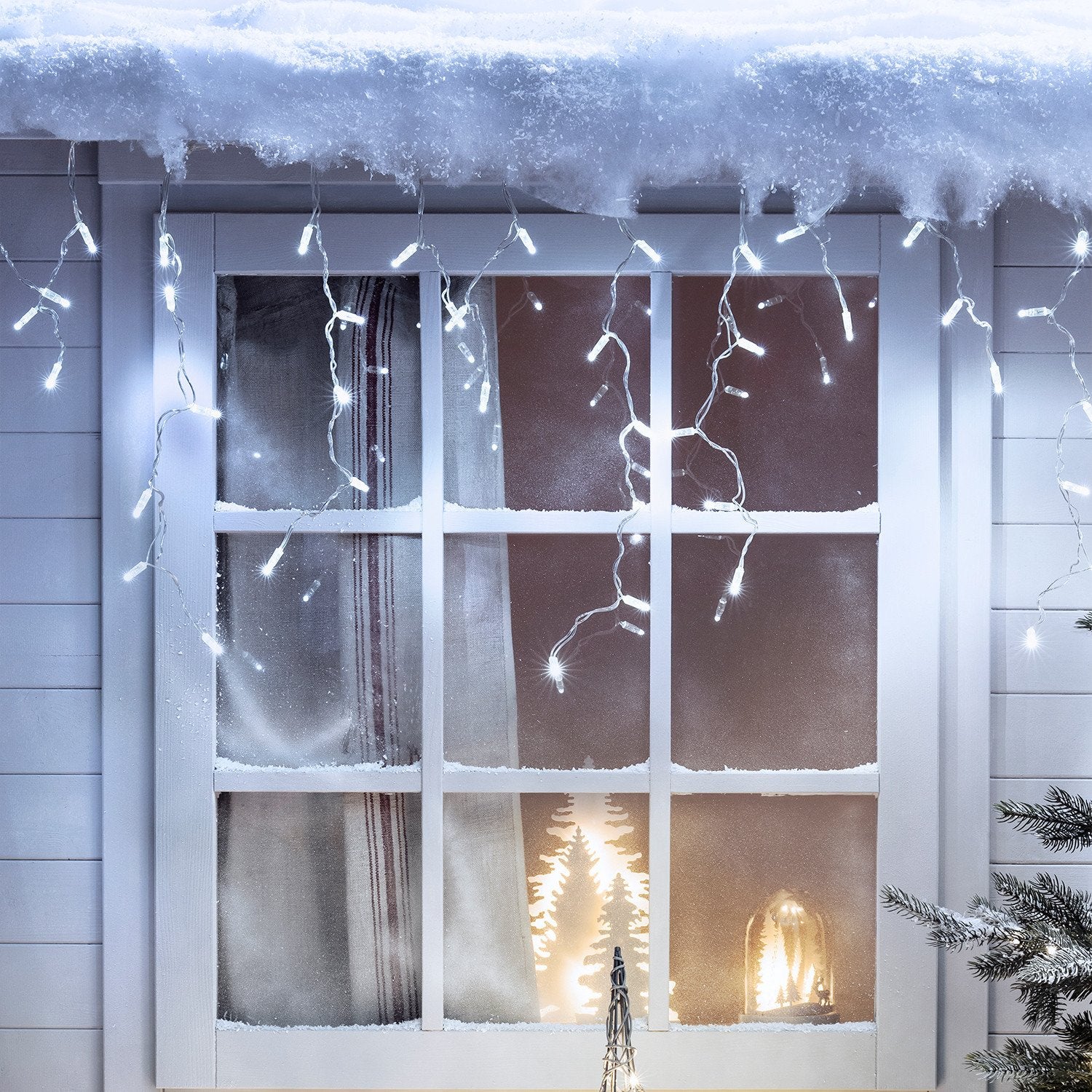 Core Connect 18m 576 White Connectable Icicle Lights Clear Cable - Image 5