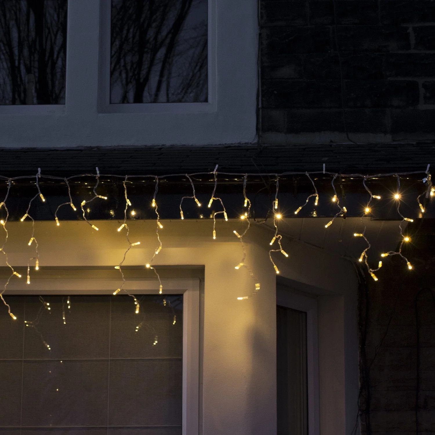 Core Connect 24m 768 Warm White Connectable Icicle Lights Clear Cable - Image 2