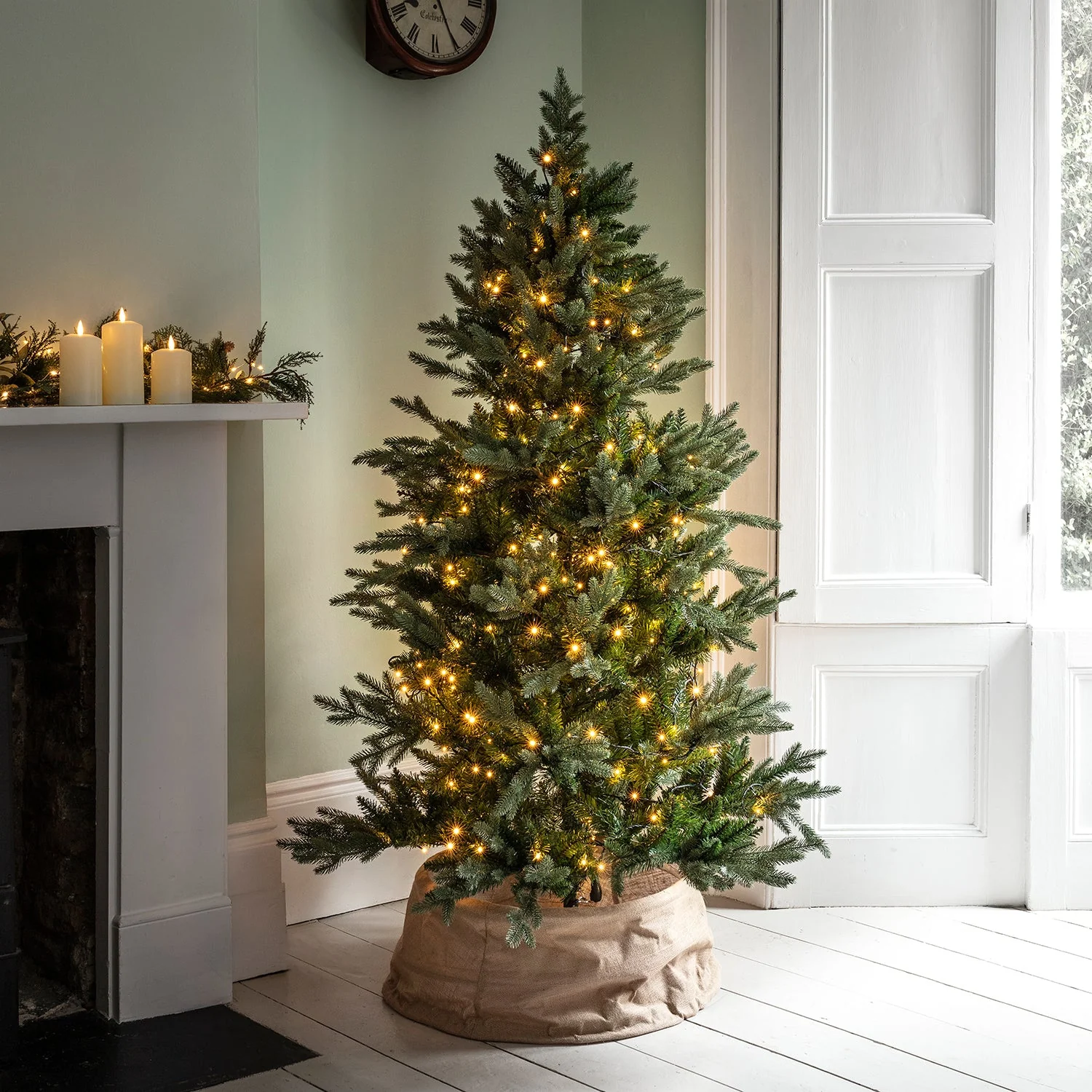 Essential Connect 50m 500 Warm White Connectable Fairy Lights Green Cable - Image 2