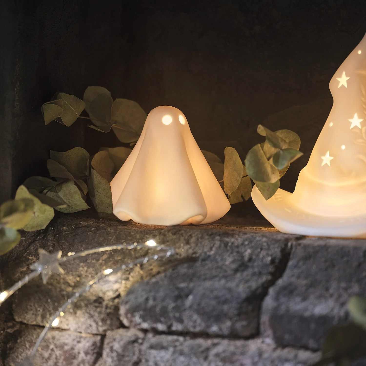 Gerald the Ghost Porcelain LED Halloween Decoration - Image 6