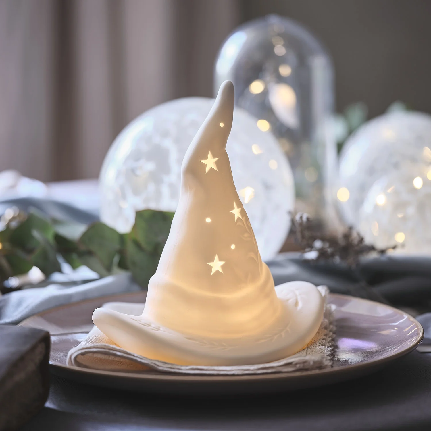 Gerald the Ghost & Witches Hat Porcelain LED Halloween Decorations - Image 6