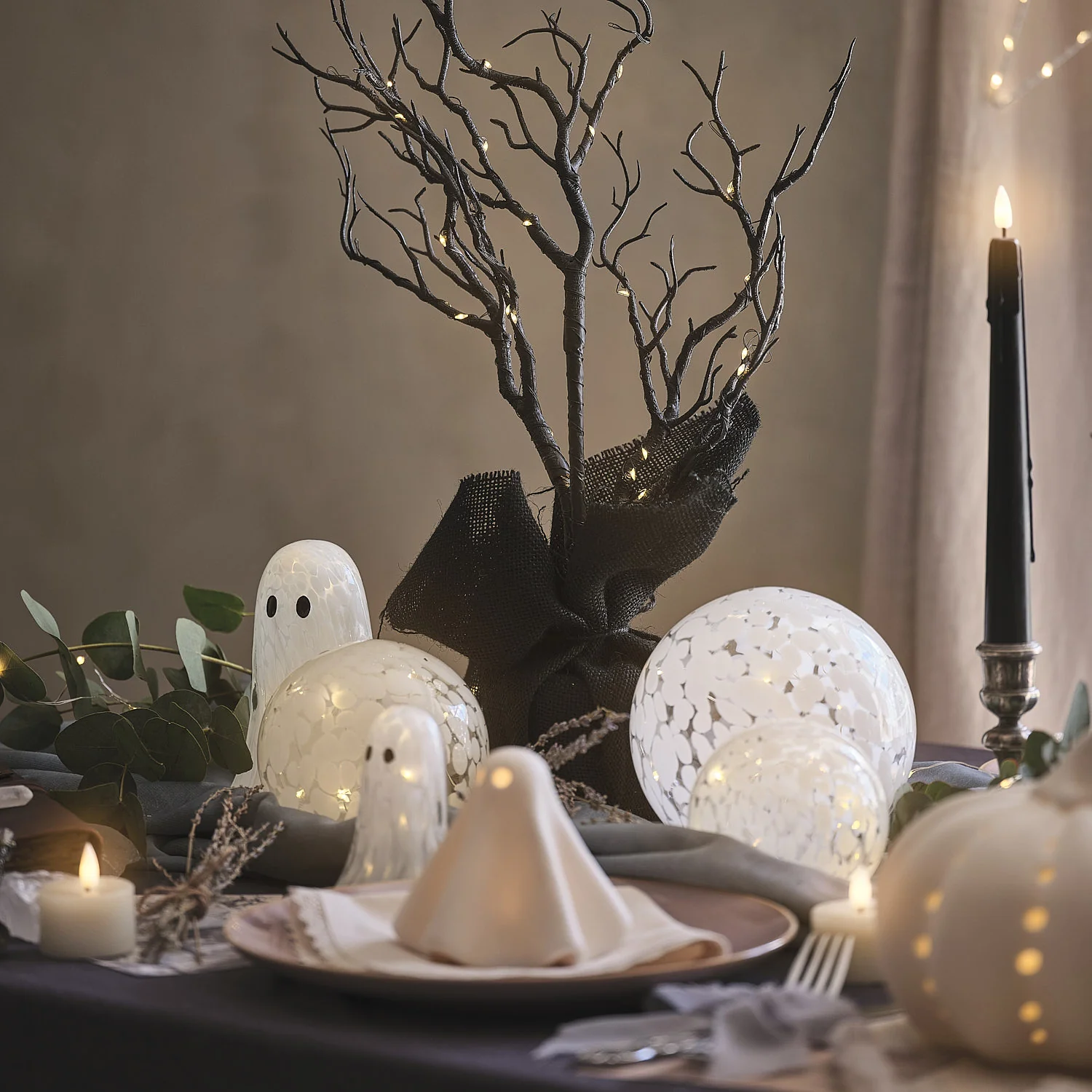 Gertie the Ghost Confetti Glass LED Halloween Decoration Duo - Image 5