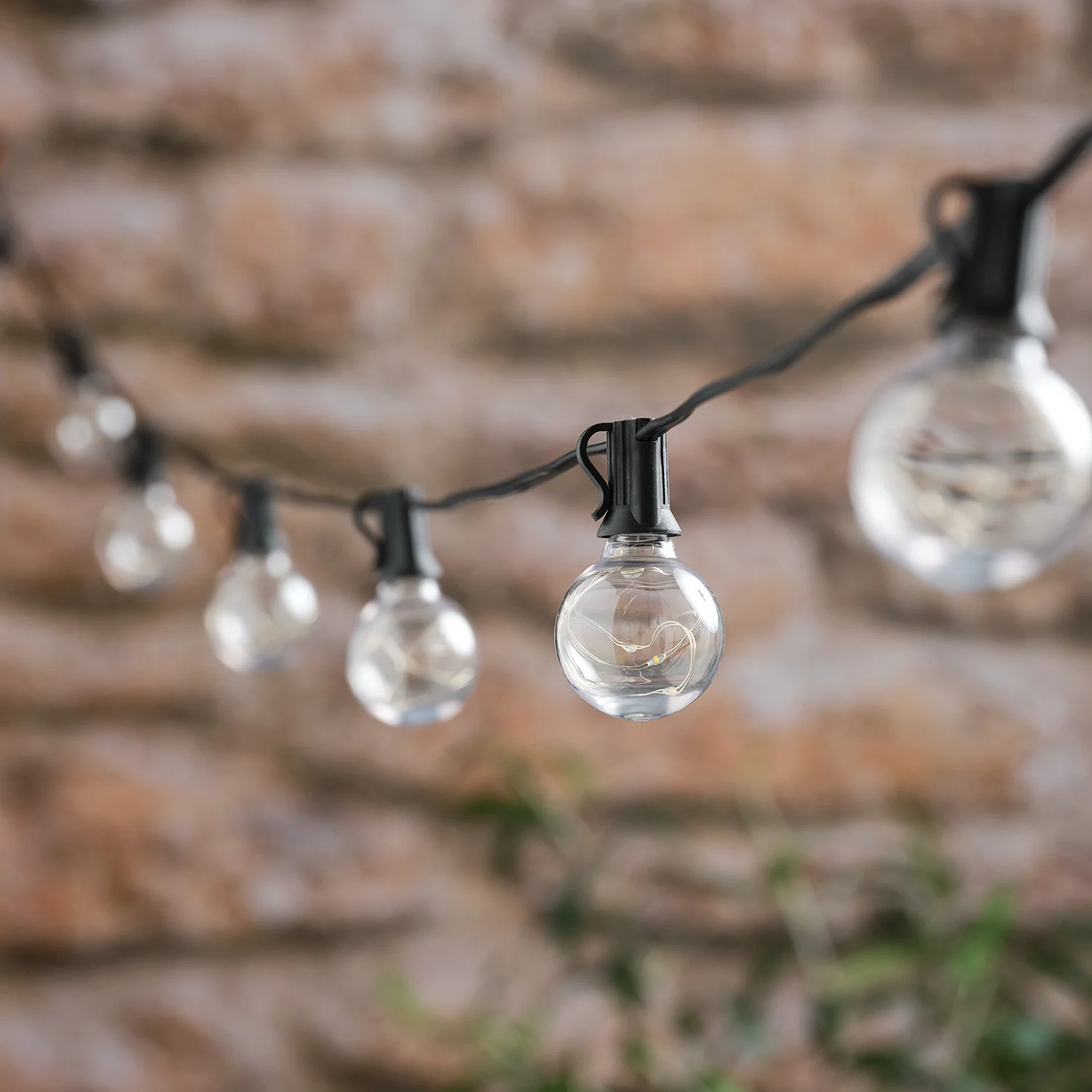 10 Globe Outdoor Solar Micro Festoon Lights - Image 2