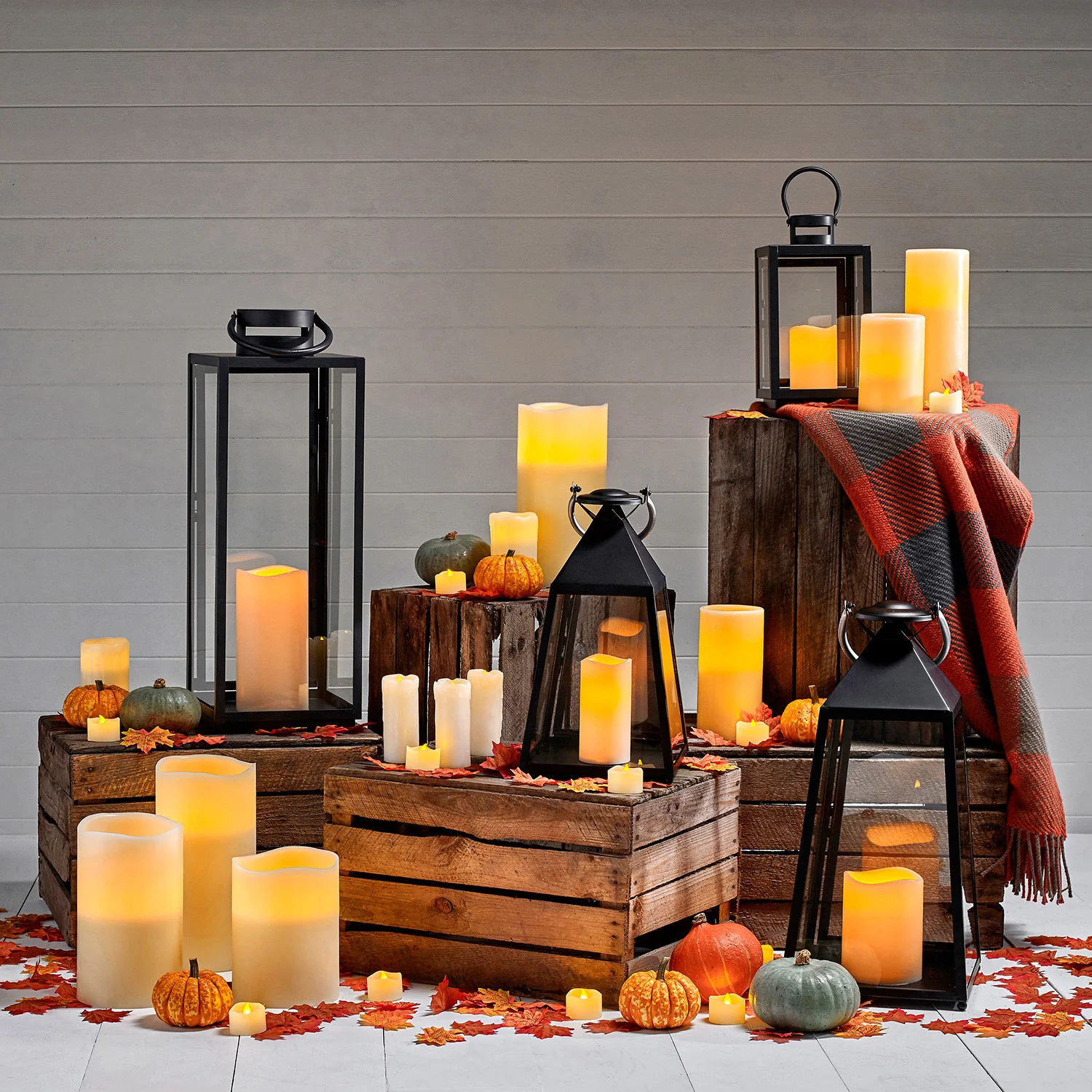 Malvern Large Battery Outdoor Lantern - Image 6