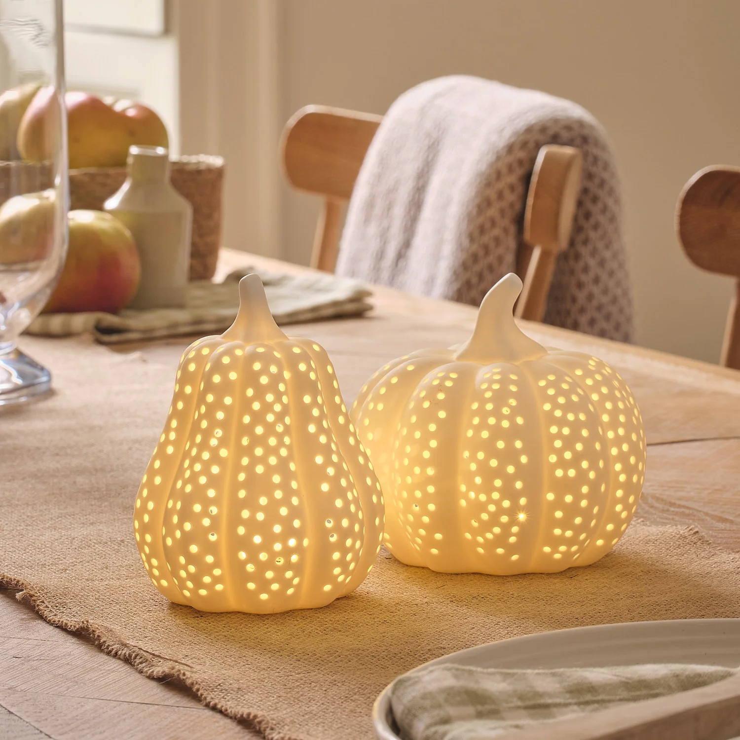 Matte White Porcelain LED Autumn Squash Decoration - Image 3