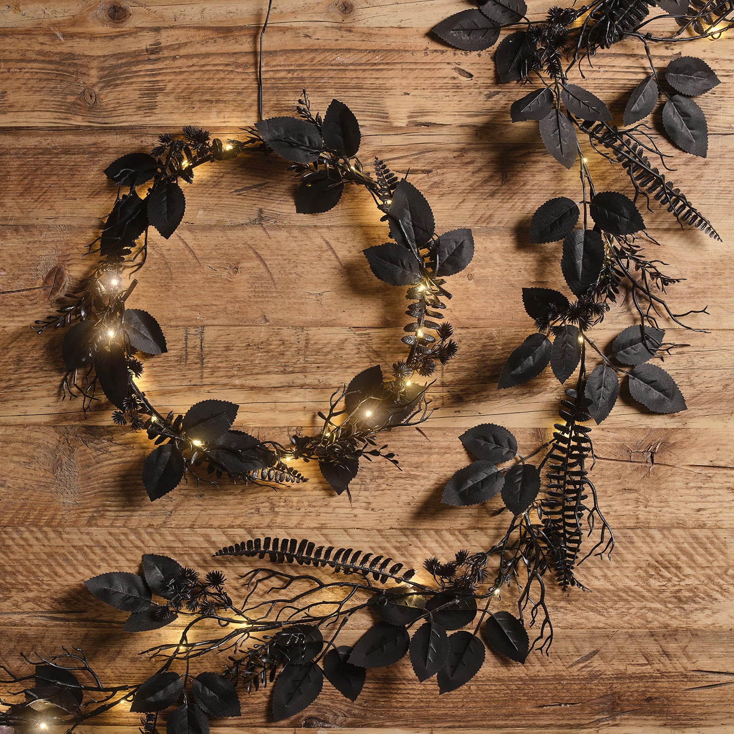 Pre Lit Black Foliage Halloween Wreath & Garland