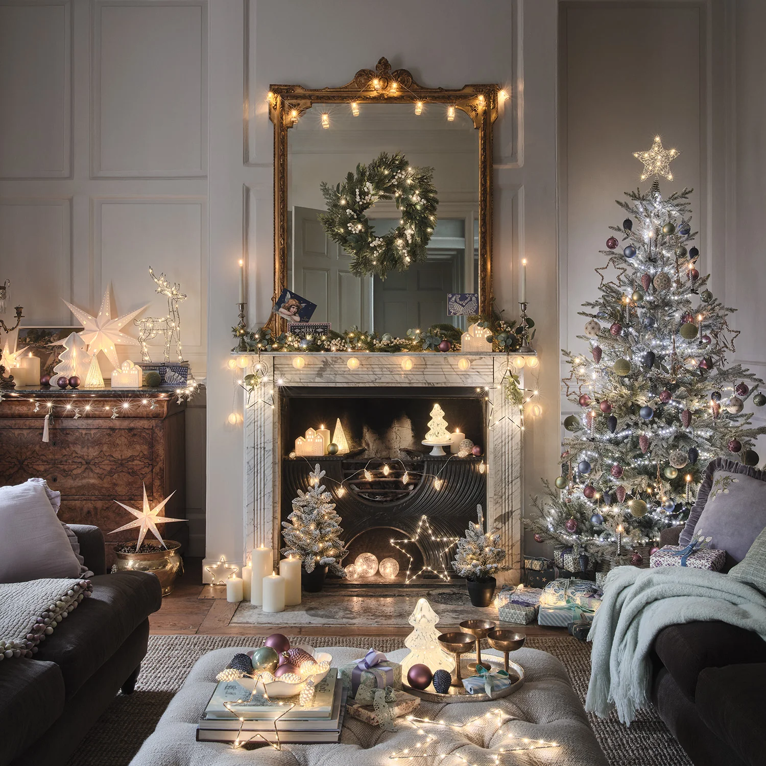 Pre Lit Eucalyptus and White Berry Christmas Wreath & Garland - Image 8