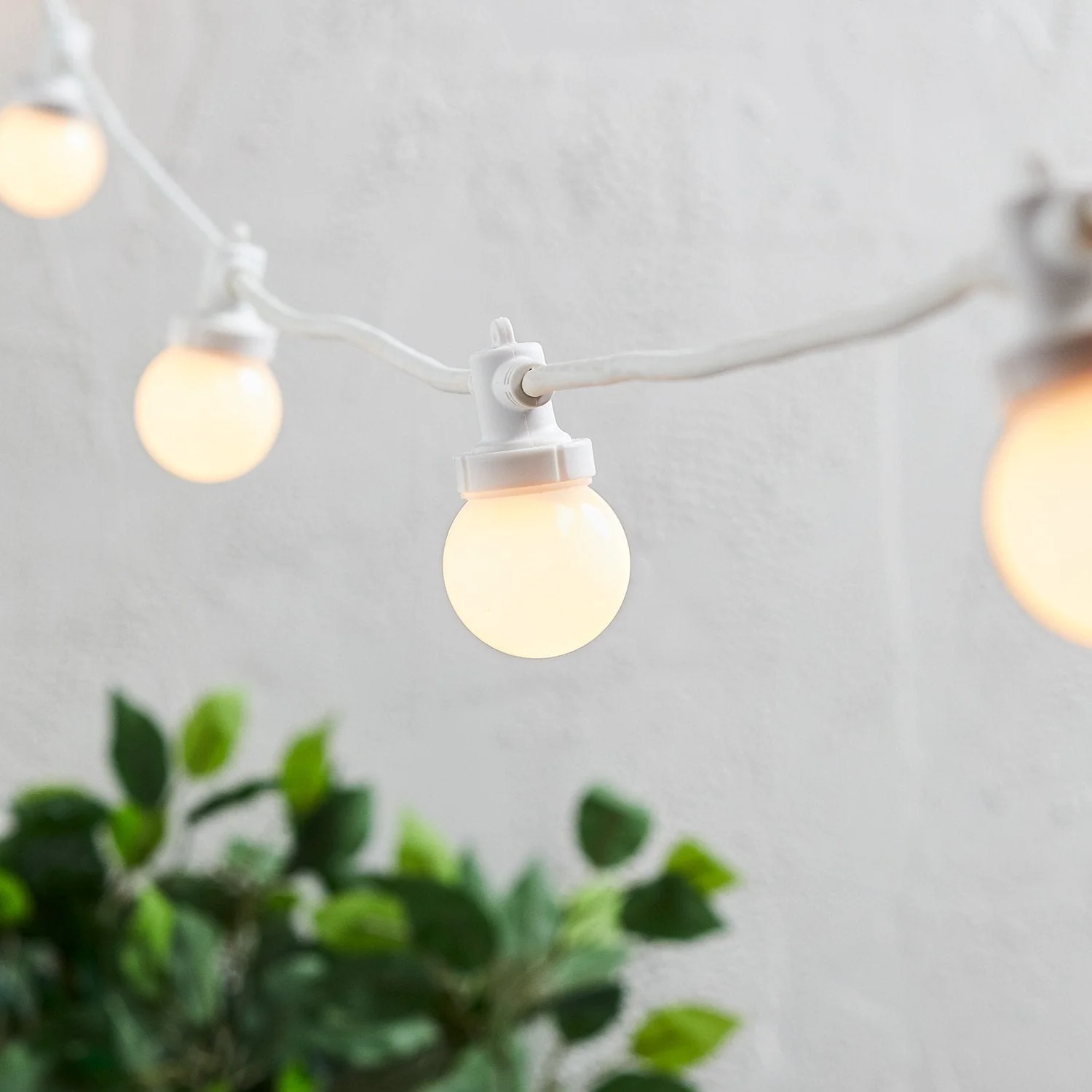 Pro Connect 35m 70 Warm White Connectable Festoon Lights White Cable - Image 2
