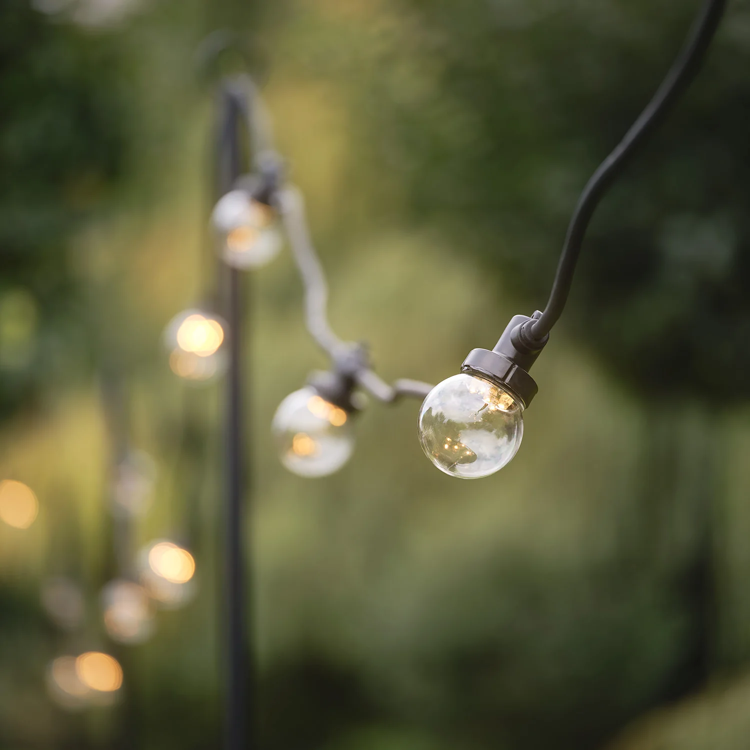 Pro Connect 20m 40 Warm White Connectable Festoon Lights Clear Cap Black Cable