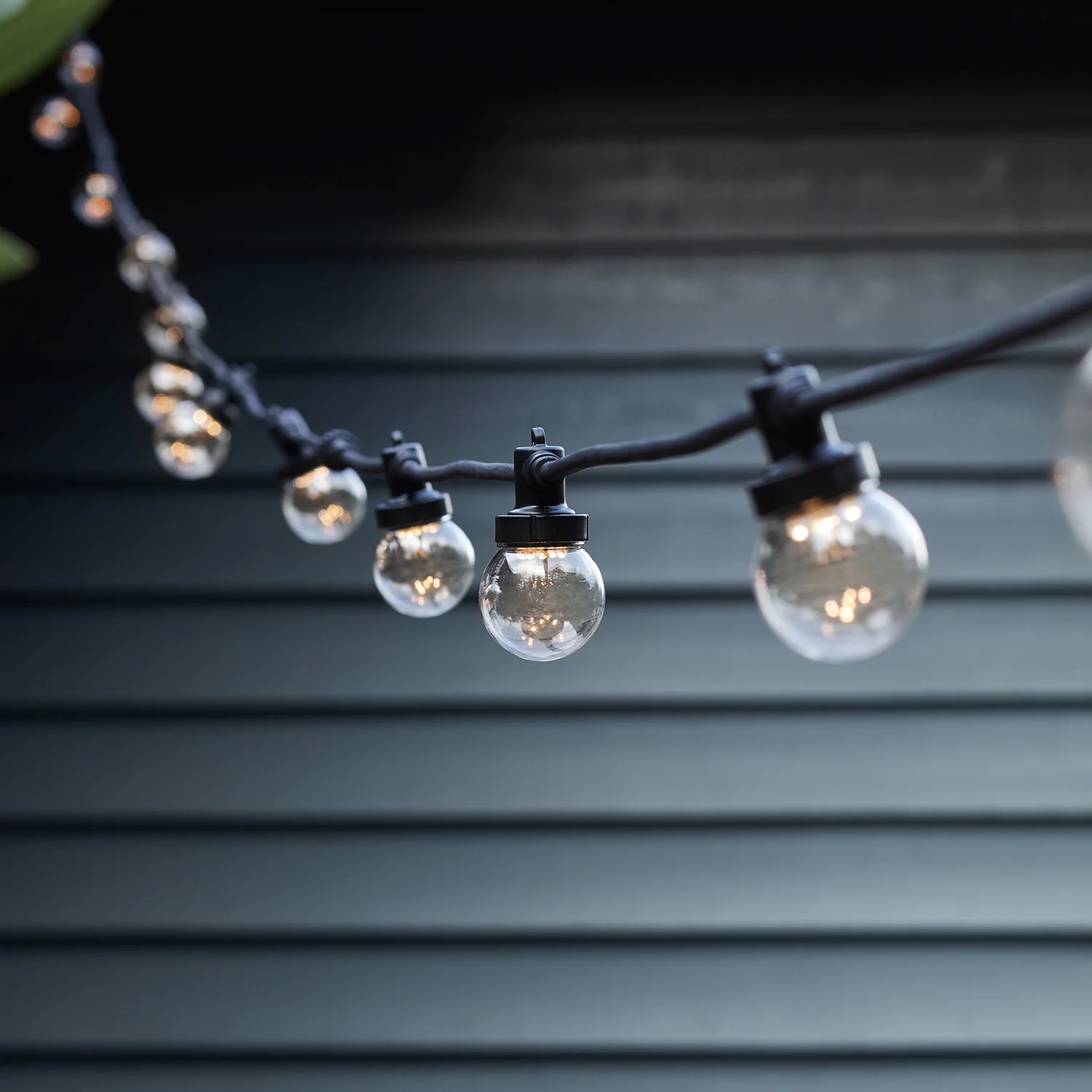 Pro Connect 20m 40 Warm White Connectable Festoon Lights Clear Cap Black Cable - Image 6