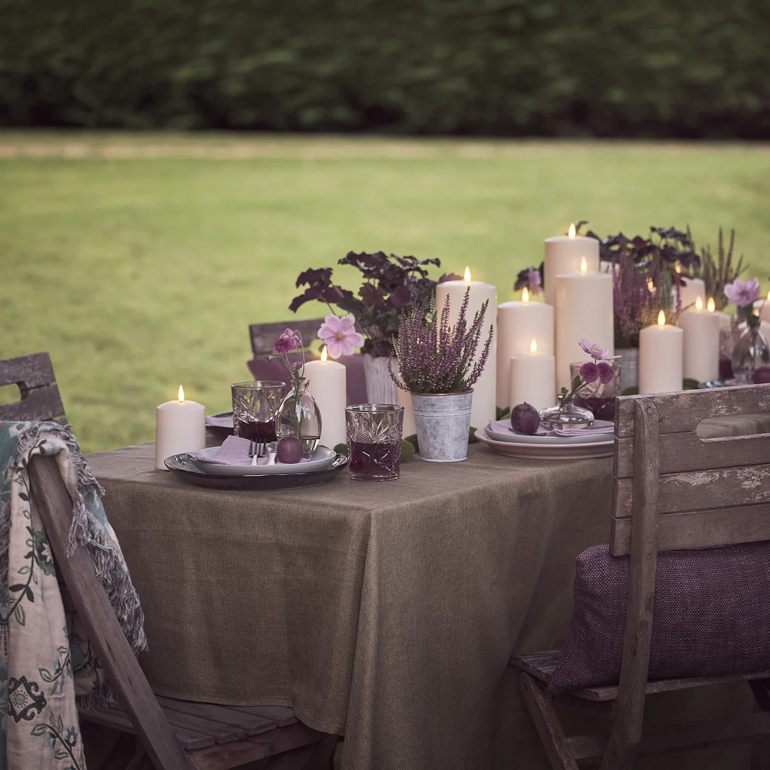 6 TruGlow® Waterproof Outdoor Candles With Remote Control - Image 6