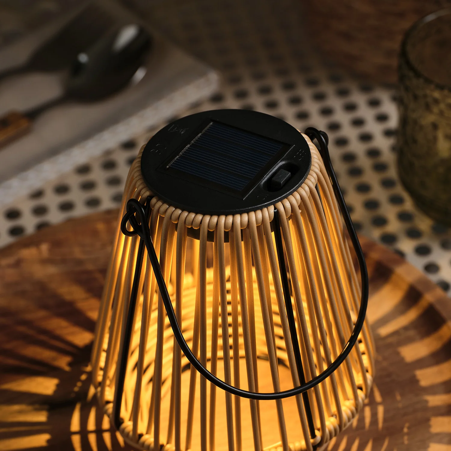 Solar Hygge Wicker Lantern and Kurv Table Lamp Bundle - Image 8