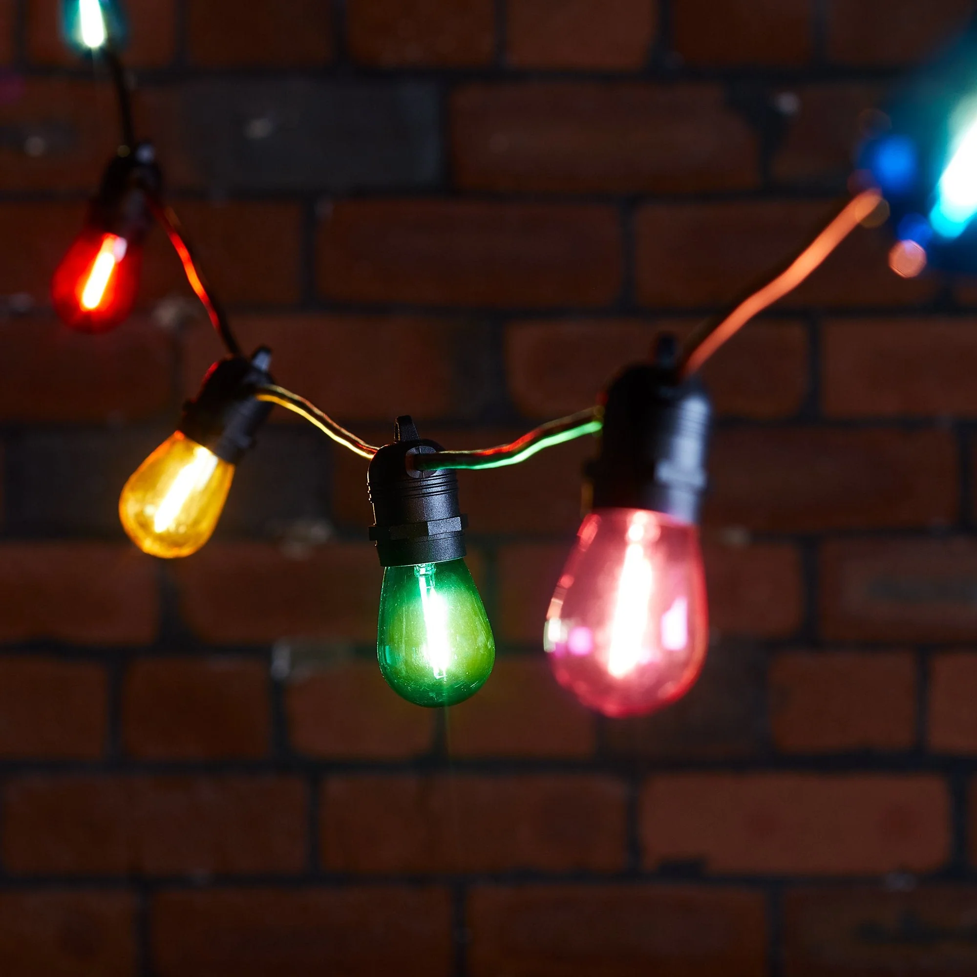 Ultimate Connect 20m 40 Multi Coloured Festoon Lights Black Cable