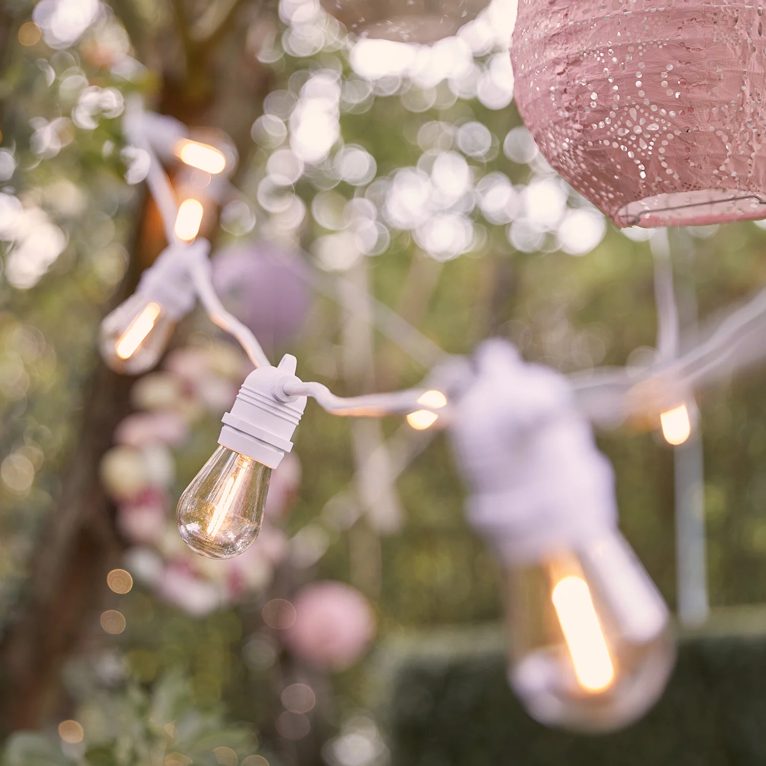 Ultimate Connect 25m 50 Warm White Festoon Lights White Cable
