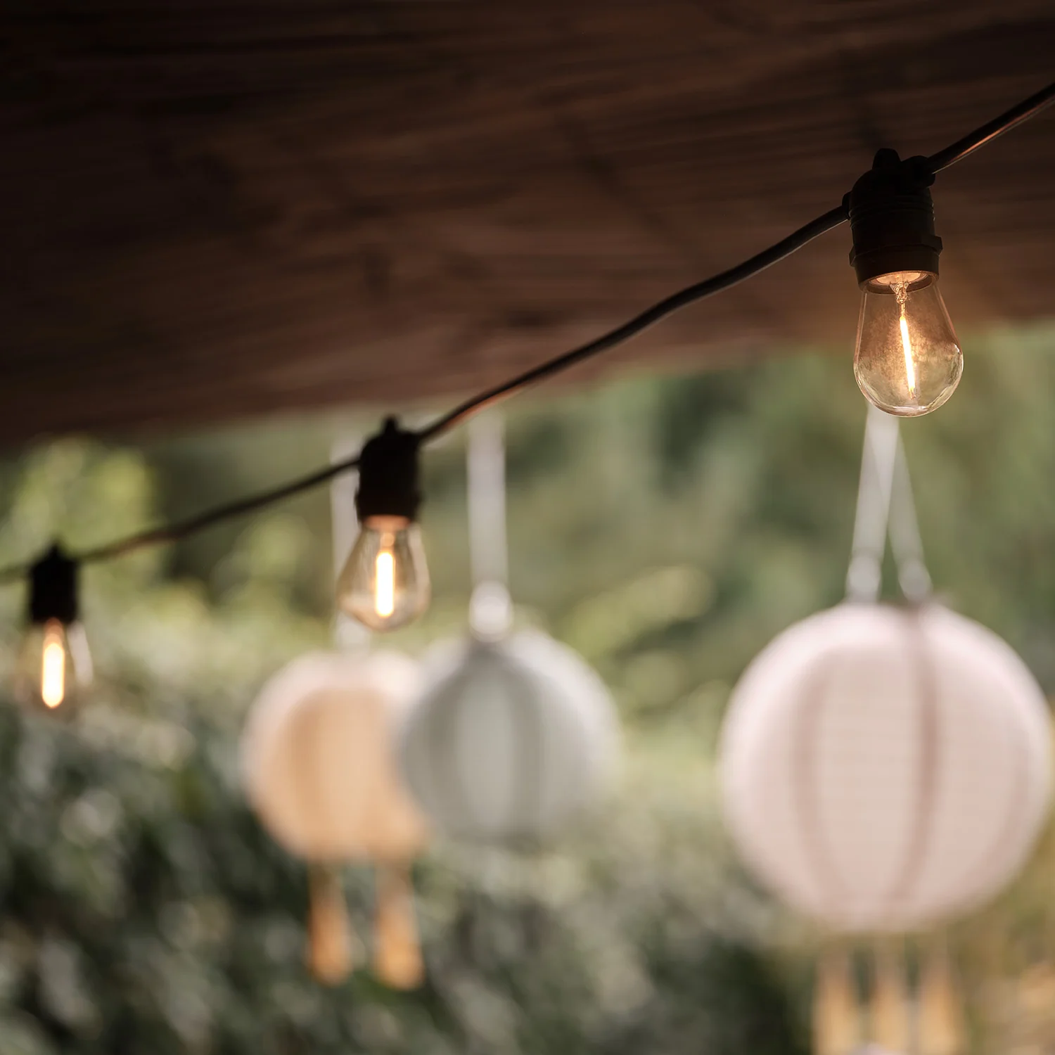 Ultimate Connect Warm White Festoon Lights Black Cable - Image 8