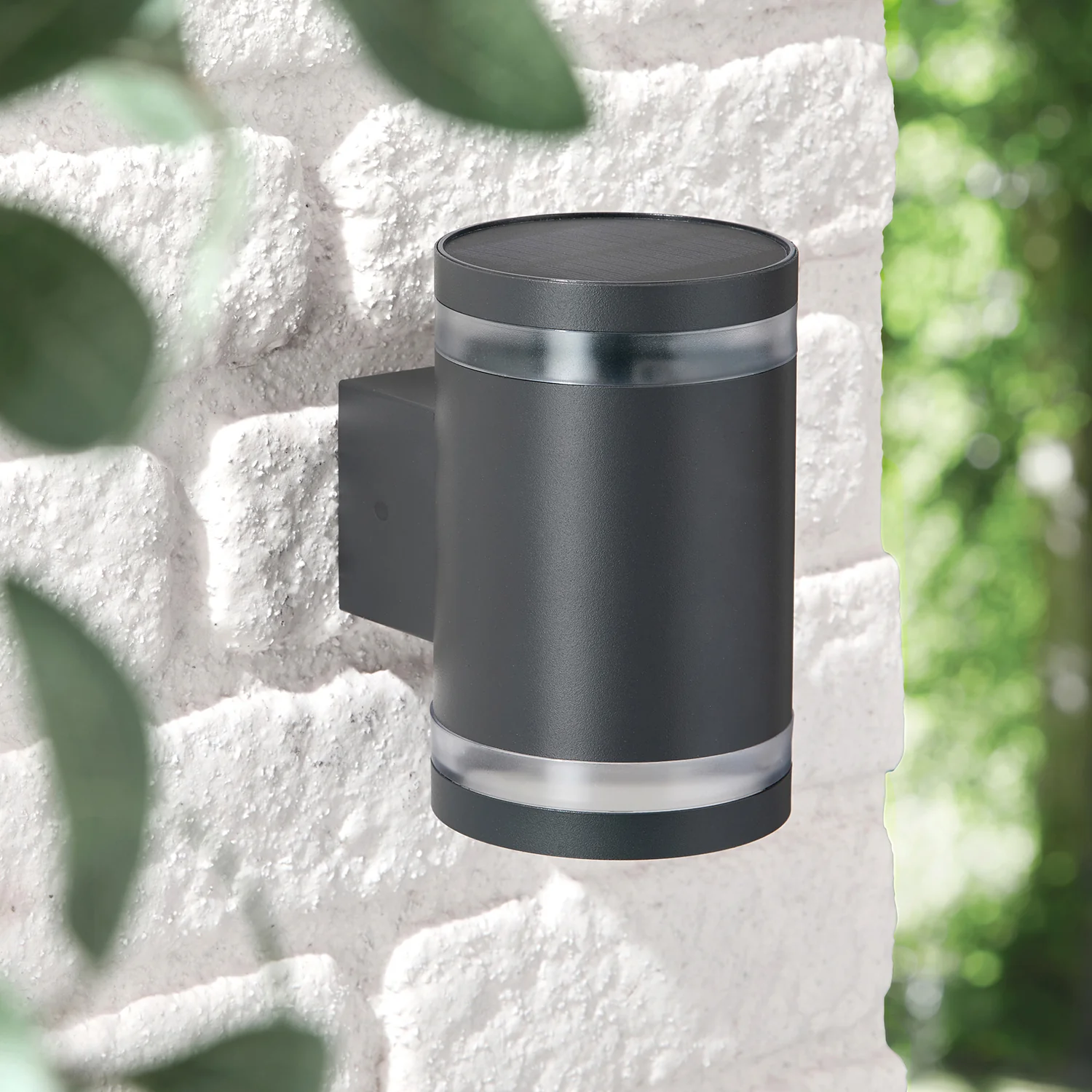Wentworth Solar Up and Down Wall Light - Image 2